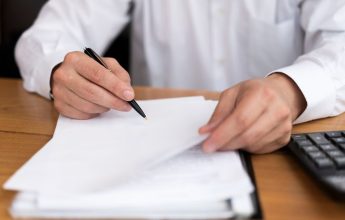 إصدار رخصة استثمار للمستثمر الأجنبي في السعودية